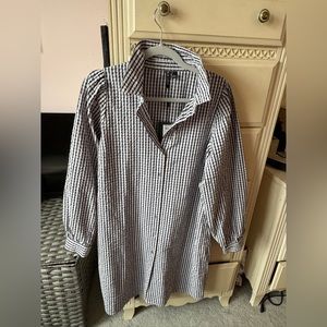 A line, classic gigham dress, tag on never worn sz 10